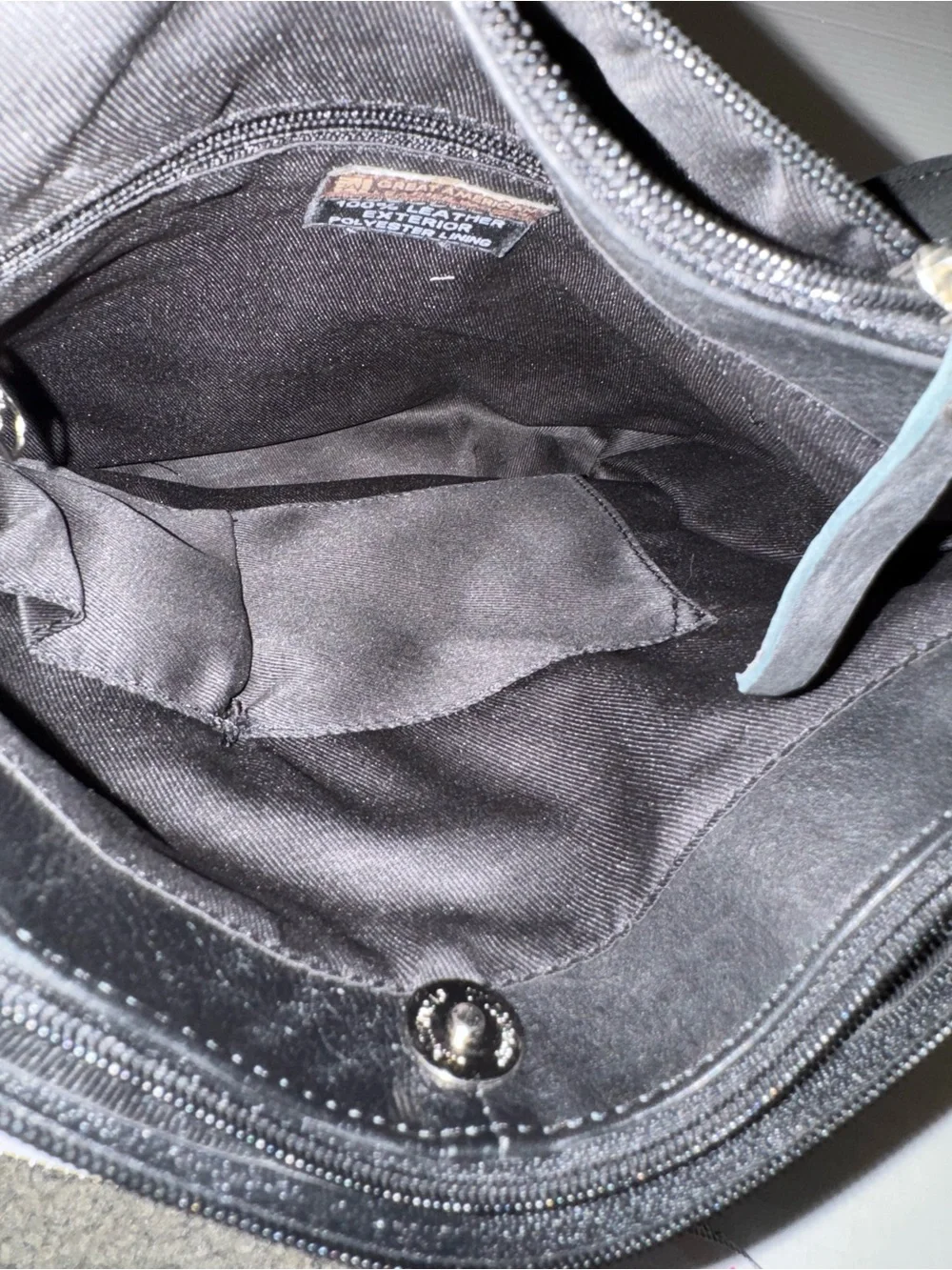 Black Leather Crossbody Bag - Classic Everyday Shoulder Bag - Picture 4 of 5